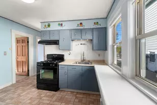 33 Luke Rd, Everett, MA 02149 - Photo 11