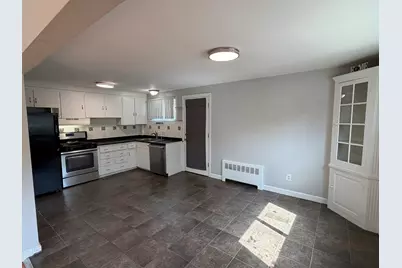 52 Carver Rd E #1, Watertown, MA 02472 - Photo 3
