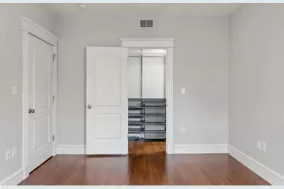 22 Santuit St #B, Boston, MA 02124 - Photo 11