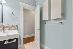 22 Santuit St, Boston, MA 02124 - Photo 19