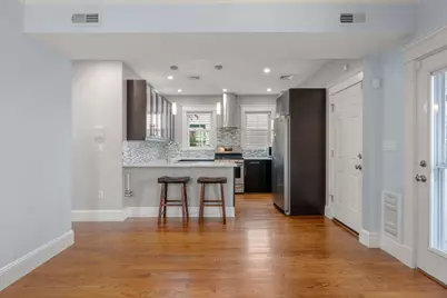 22 Santuit St #B, Boston, MA 02124 - Photo 7