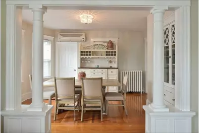 8 Lake Ave, Lynn, MA 01904 - Photo 7