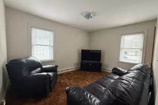 366 Conduit St, New Bedford, MA 02745 - Photo 11