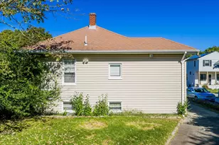89 Church St, Fairhaven, MA 02719 - Photo 7