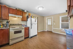 12 Chester St, Chicopee, MA 01013 - Photo 23