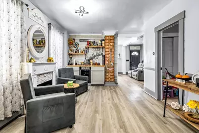 215 Ferry St, Lawrence, MA 01841 - Photo 9