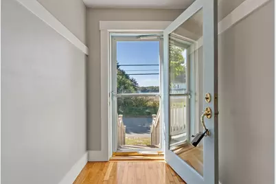 8 Winter St, Southborough, MA 01745 - Photo 9
