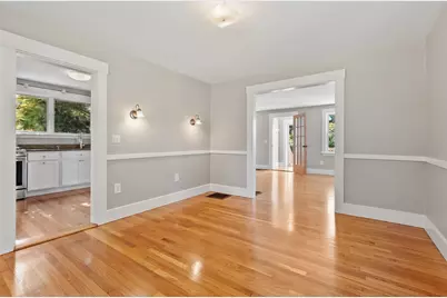 8 Winter St, Southborough, MA 01745 - Photo 15