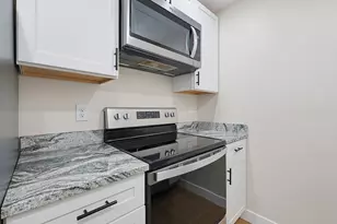 811 Franklin Crossing Rd, Franklin, MA 02038 - Photo 11