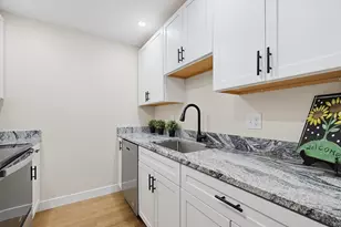 811 Franklin Crossing Rd, Franklin, MA 02038 - Photo 1