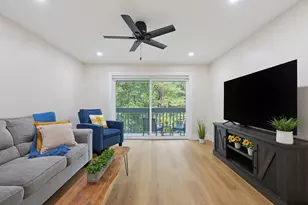 811 Franklin Crossing Rd, Franklin, MA 02038 - Photo 7