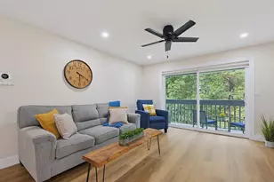 811 Franklin Crossing Rd, Franklin, MA 02038 - Photo 5