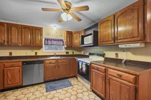 45 Norman Ave, Taunton, MA 02780 - Photo 5