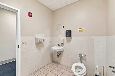 49 River St #4, Waltham, MA 02453 - Photo 15