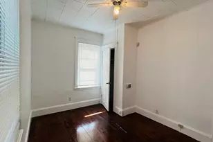 7 Glenwood Rd, Somerville, MA 02145 - Photo 5