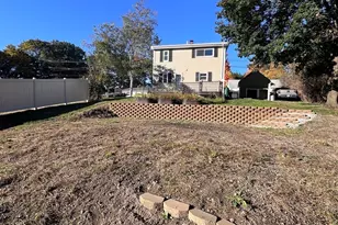 23 Stowe Ct, Hudson, MA 01749 - Photo 5