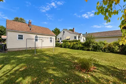 95 Kingsley St, Springfield, MA 01104 - Photo 5