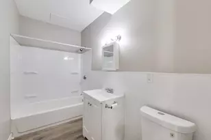 47 Beech St, Springfield, MA 01105 - Photo 7