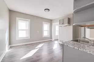 47 Beech St, Springfield, MA 01105 - Photo 13
