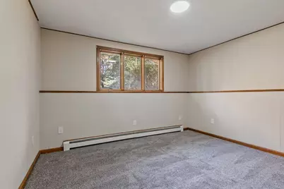 1366 New Sherborn Rd, Athol, MA 01331 - Photo 17
