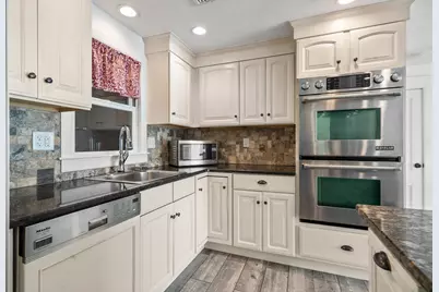 95 Dean St, Raynham, MA 02767 - Photo 7