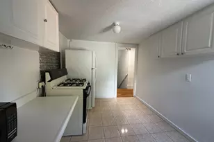 218 Riverside Ave, Medford, MA 02155 - Photo 5