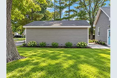 735 Washington St, Attleboro, MA 02703 - Photo 7