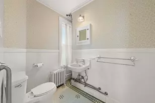 117 Cottage St, New Bedford, MA 02740 - Photo 25