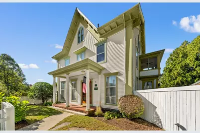 117 Cottage St, New Bedford, MA 02740 - Photo 3