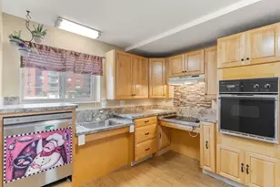 22 9th St, Medford, MA 02155 - Photo 13