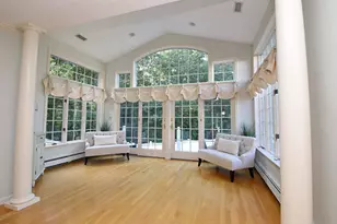 33 Sanders Dr, Saugus, MA 01906 - Photo 7