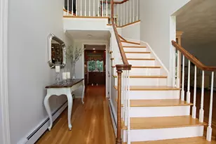 33 Sanders Dr, Saugus, MA 01906 - Photo 3