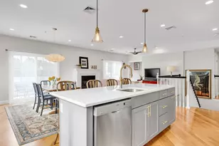572 Freeport, Boston, MA 02122 - Photo 7