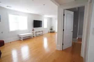 93 Vassall, Quincy, MA 02170 - Photo 9