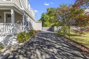 1227 Old Plainville Rd, New Bedford, MA 02745 - Photo 31