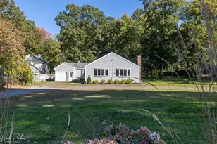 172 Holliston St, Medway, MA 02053 - Photo 35