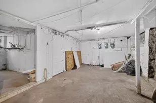 504 Peckham St, Fall River, MA 02721 - Photo 41