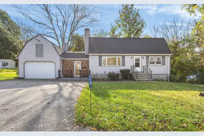 114 Valley Rd, Somerset, MA 02726 - Photo 1