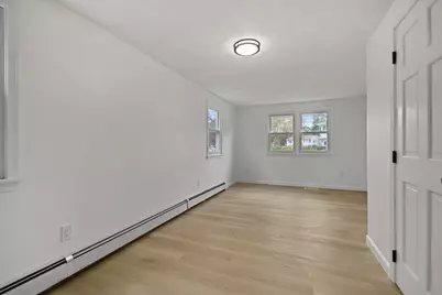 114 Valley Rd, Somerset, MA 02726 - Photo 15