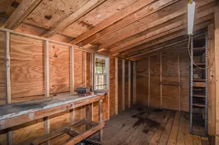 97 Dutcher St, Hopedale, MA 01747 - Photo 29