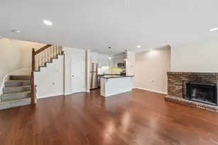 152 Quincy Shore Dr, Quincy, MA 02171 - Photo 5