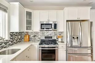 102 Conwell Ave, Somerville, MA 02144 - Photo 7