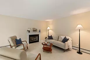 159 Walnut St, Shrewsbury, MA 01545 - Photo 9