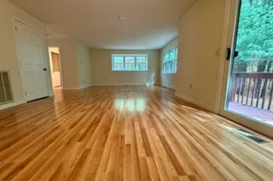 7 Victoria Dr, Auburn, MA 01501 - Photo 9
