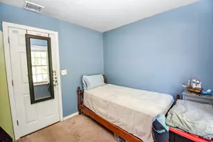 28 Hogg Memorial Dr, Whitman, MA 02382 - Photo 17