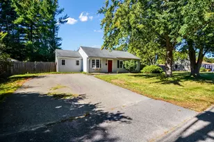 28 Hogg Memorial Dr, Whitman, MA 02382 - Photo 25