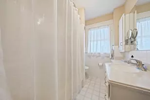 208 Wilson Ave, Quincy, MA 02170 - Photo 21