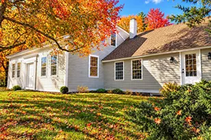 21 East St, Petersham, MA 01366 - Photo 1