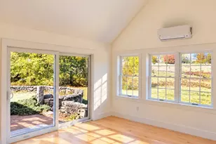 21 East St, Petersham, MA 01366 - Photo 11