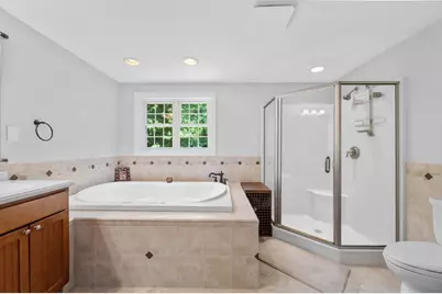 94 Holly Hill Cir, Weymouth, MA 02190 - Photo 17